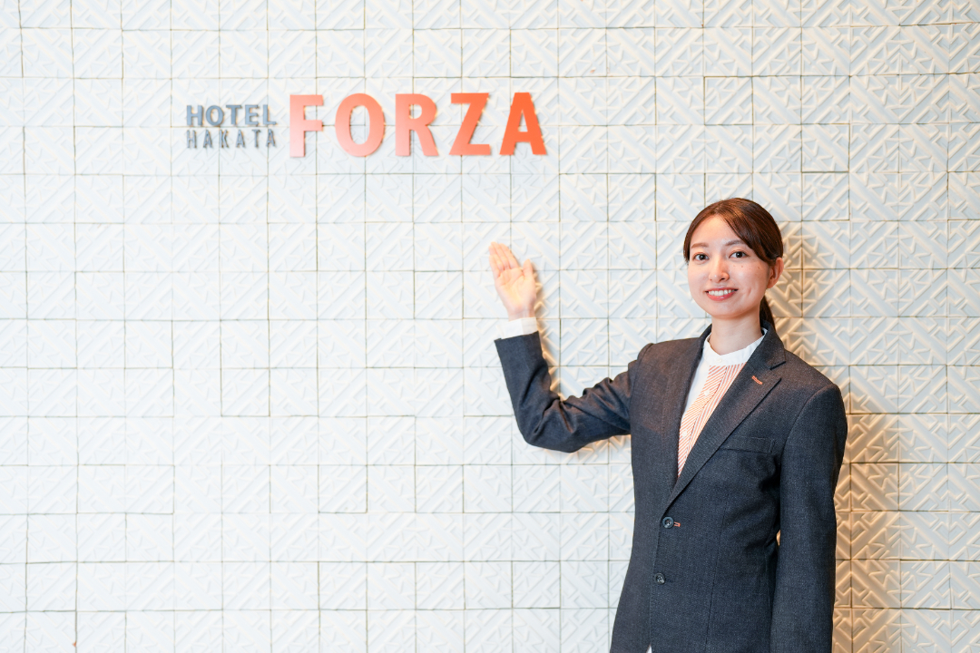 フロントスタッフ 正社員サムネイル